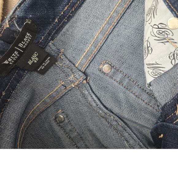 Women's White House Black Market Blanc Boot Cut Jeans Size 4R - Picture 2 of 5